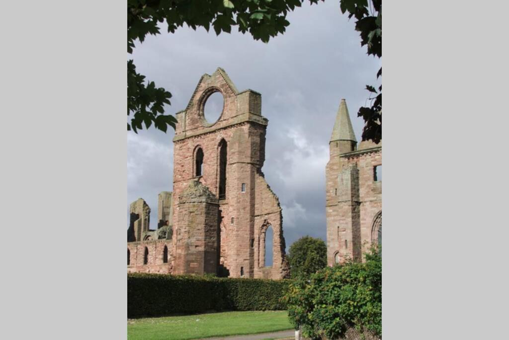 Bell Rock View Arbroath Apartment Ангъс Екстериор снимка